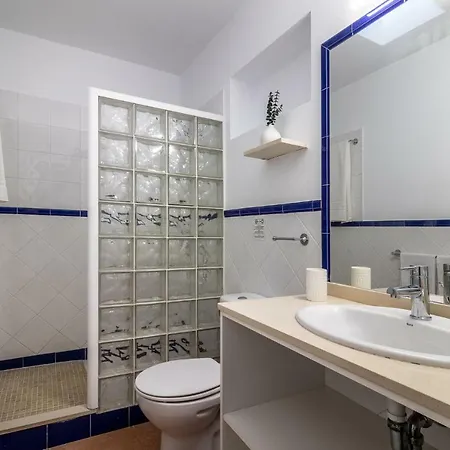 בית נופש Flatguest Yaiza